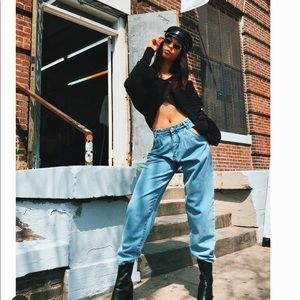 OAK PLEATED JEANS NWT